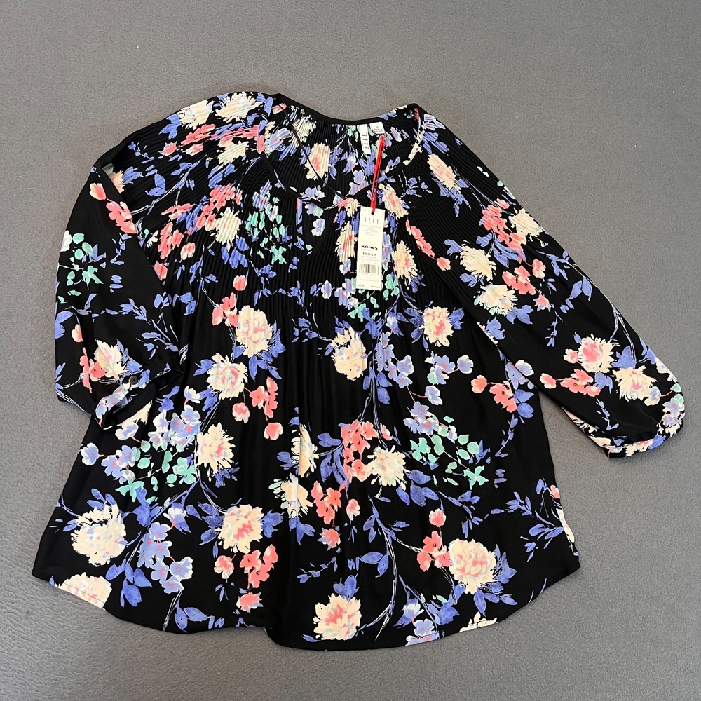 ELLE Women's Sz‎ Med Blouse Top Black Floral Print Polished Pastels Pleated NWT